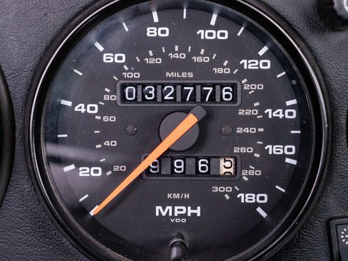 Used 1995 Porsche 911 Carrera image 55