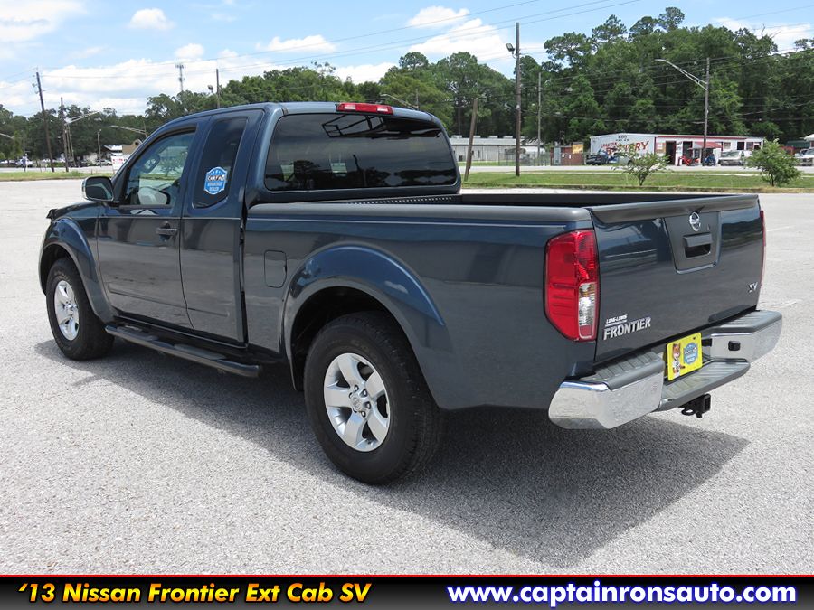 Used 2013 Nissan Frontier King Cab SV RWD image 4