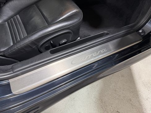 Used 2004 Porsche 911 Carrera 4S AWD/4WD image 20