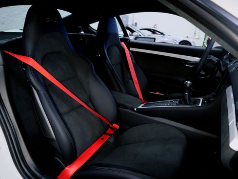 Used 2024 Porsche 718 Cayman GTS image 21