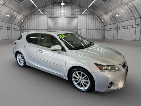 Used 2012 Lexus CT 200h image 1