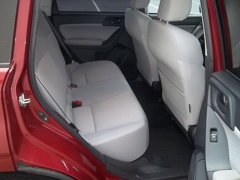 Used 2018 Subaru Forester 2.5i Premium image 28