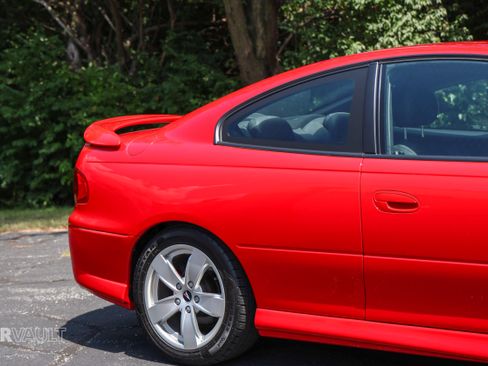 Used 2005 Pontiac GTO image 39