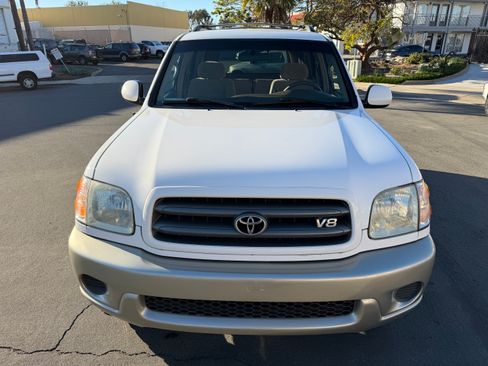 Used 2004 Toyota Sequoia SR5 image 11