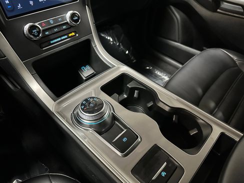 Certified 2024 Ford Edge SEL image 22