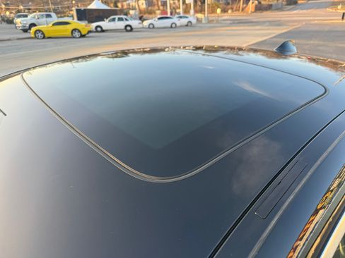 Used 2013 BMW 528i xDrive image 7