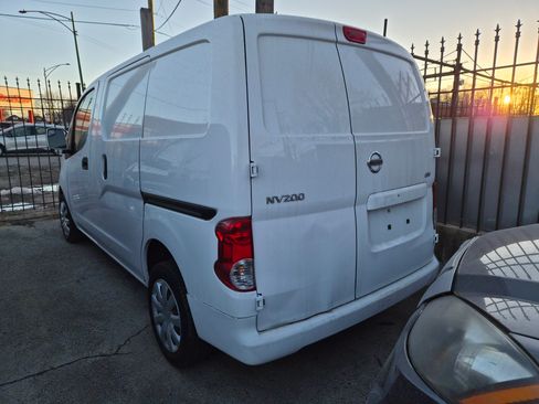 Used 2020 Nissan NV200 SV image 4