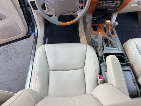 Used 2006 Lexus GX 470 image 17