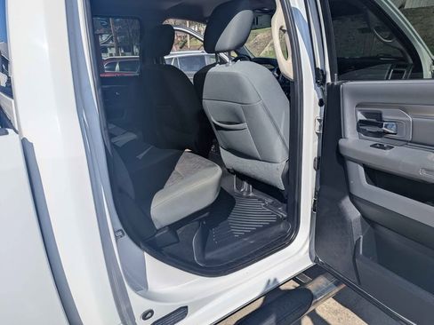 Used 2015 RAM 1500 SLT image 8