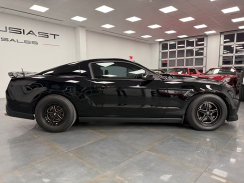 Used 2012 Ford Mustang GT image 3