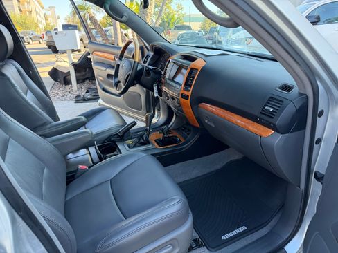 Used 2006 Lexus GX 470 UNAVAIL AWD/4WD image 24