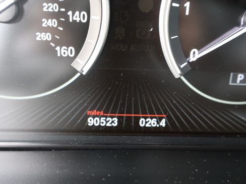 Used 2017 BMW X5 xDrive35d image 25