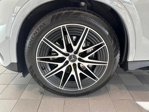 Used 2025 Mercedes-Benz GLC 43 AMG image 40