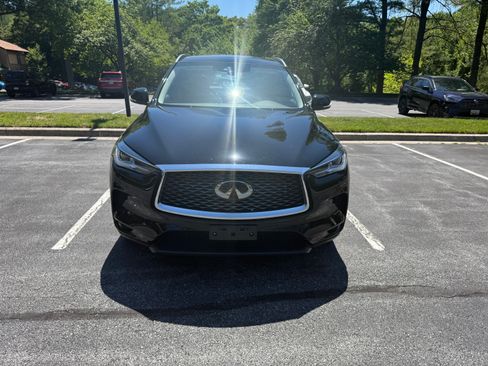 Used 2023 INFINITI QX50 AWD Luxe image 2