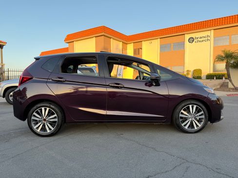 Used 2017 Honda Fit EX image 11