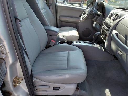 Used 2007 Jeep Liberty Limited image 14
