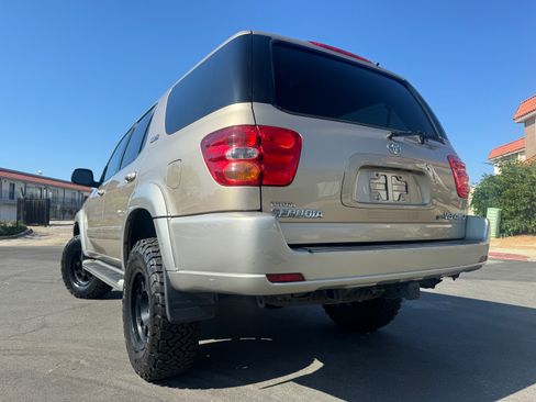 Used 2002 Toyota Sequoia SR5 image 5
