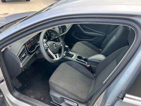 Used 2020 Volkswagen Jetta SE image 6