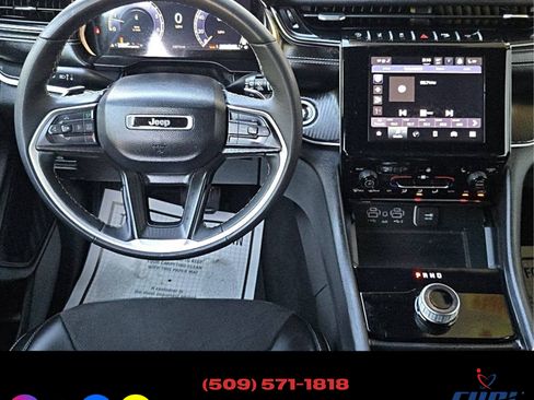 Used 2024 Jeep Grand Cherokee L Laredo image 27