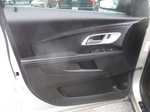 Used 2014 Chevrolet Equinox LS image 13