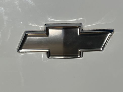 Used 2011 Chevrolet Impala LS image 17