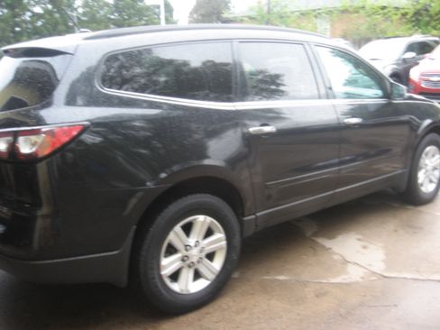 Used 2013 Chevrolet Traverse LT image 4