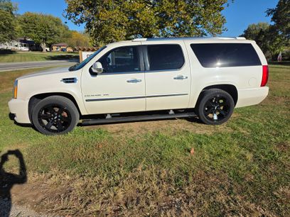 Used 2013 Cadillac Escalade ESV Platinum