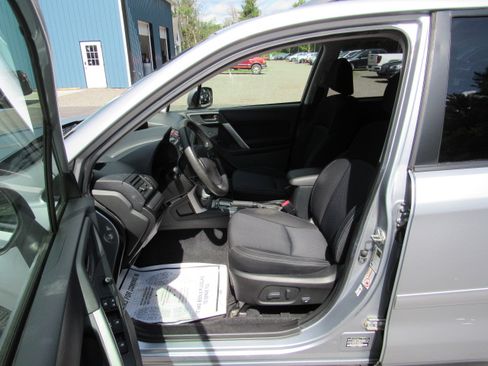 Used 2014 Subaru Forester 2.5i Premium AWD/4WD image 15