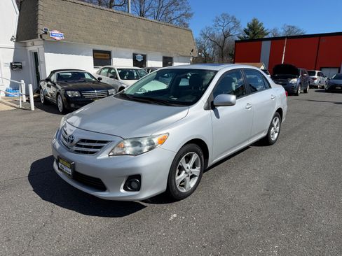 Used 2013 Toyota Corolla LE image 22