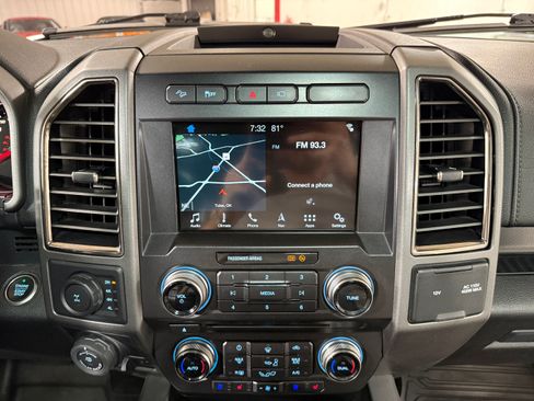 Used 2018 Ford F150 4x4 Crew Cab Raptor image 26