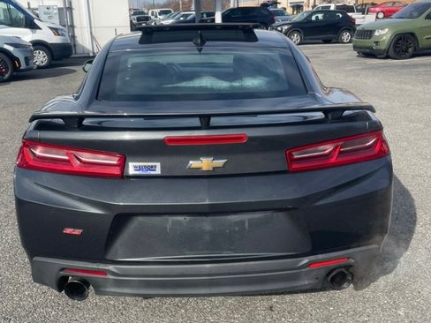 Used 2017 Chevrolet Camaro SS image 5