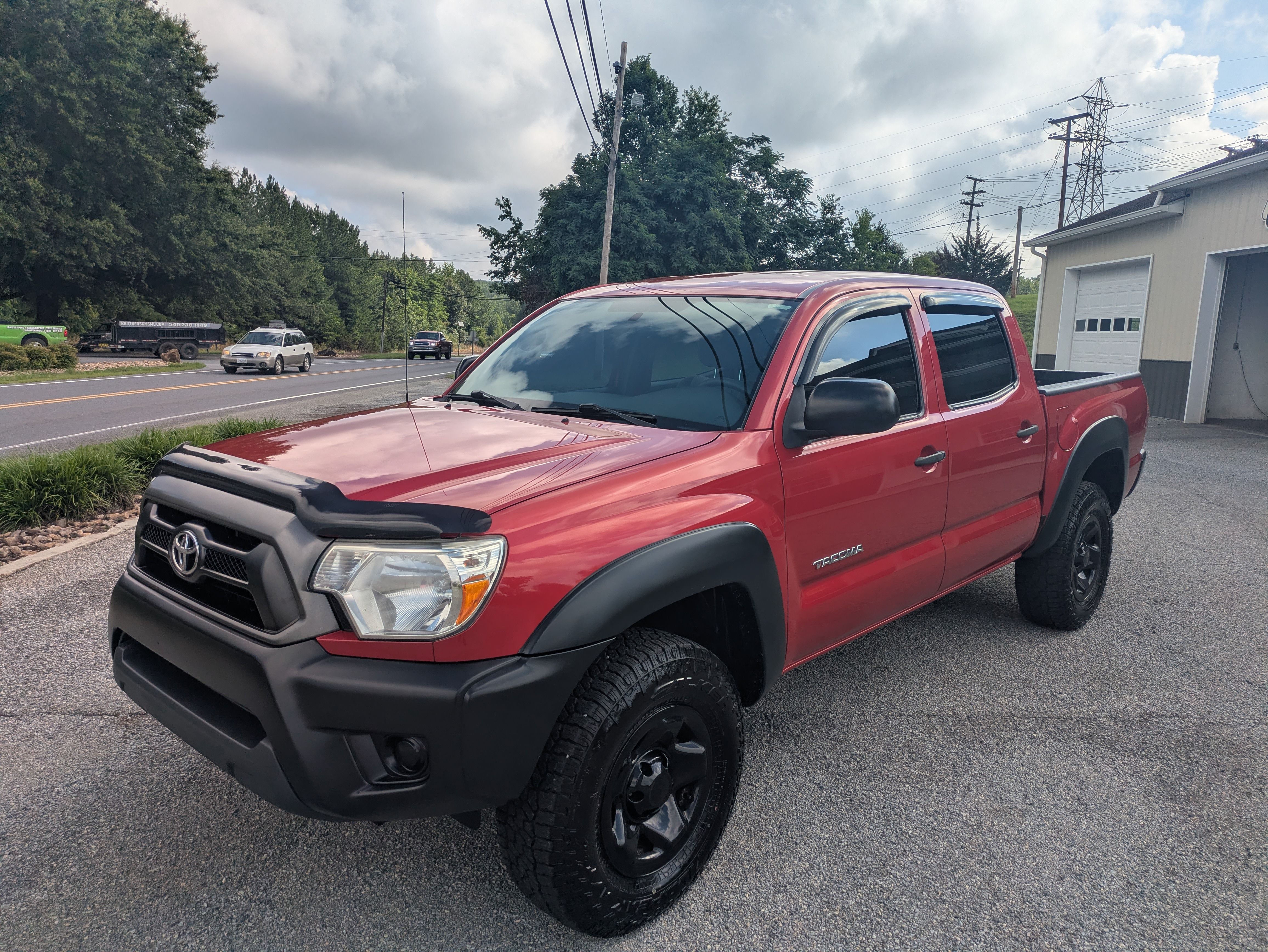 Used 2015 Toyota Tacoma 4x4 Double Cab image 1