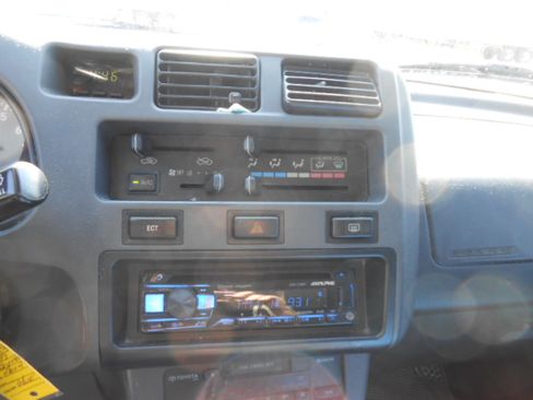Used 1999 Toyota RAV4 2WD 4-Door image 15