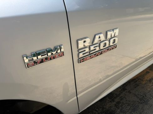 Used 2018 RAM 2500 4x4 Crew Cab ST image 12