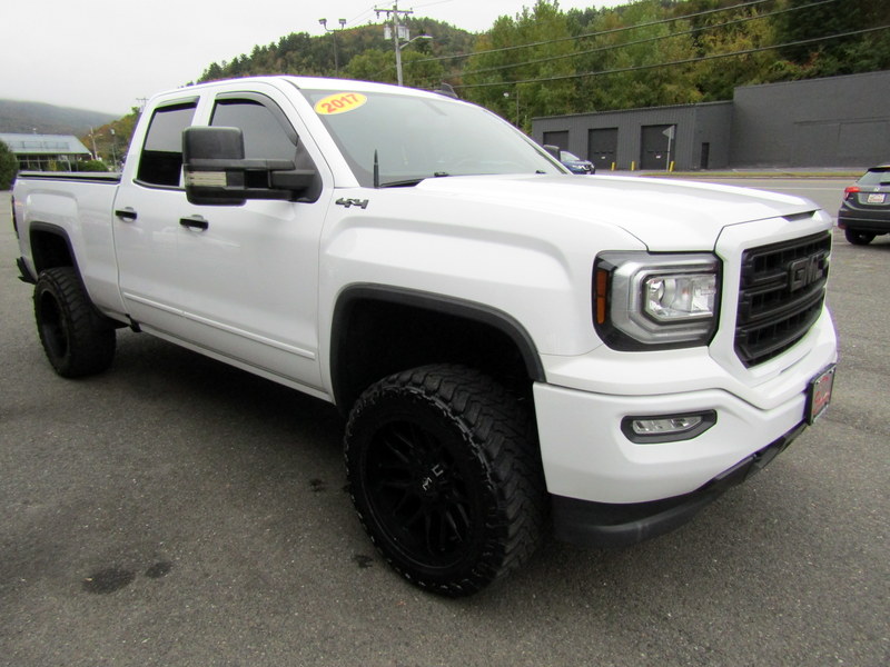 Used 2017 GMC Sierra 1500 4x4 Double Cab image 6