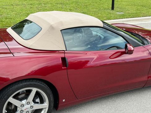 Used 2006 Chevrolet Corvette Convertible RWD image 61