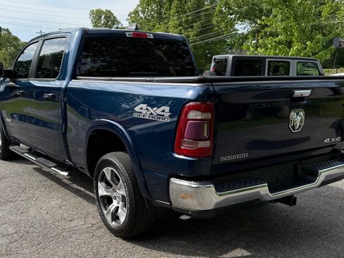 Used 2020 RAM 1500 4x4 Crew Cab Laramie image 2