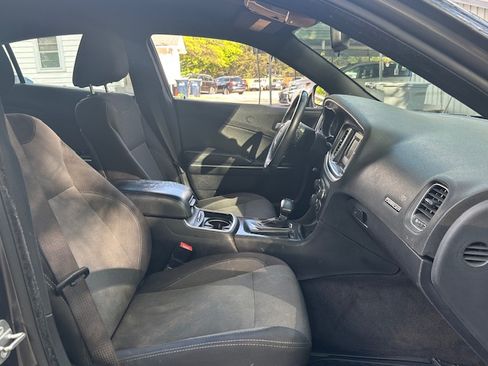 Used 2015 Dodge Charger SE image 26