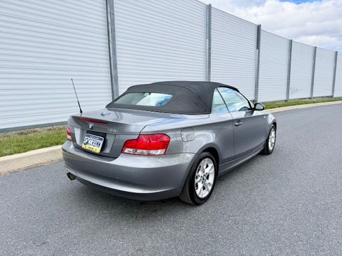 Used 2009 BMW 128i image 8
