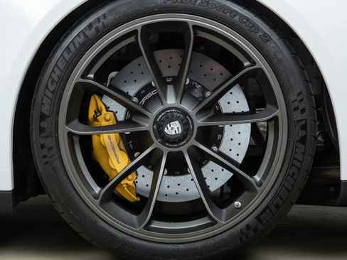 Used 2016 Porsche 911 R RWD image 54
