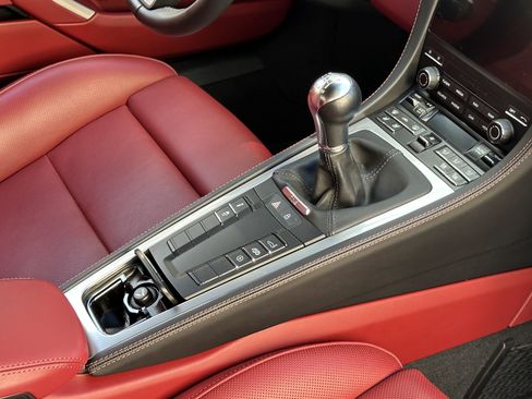 Used 2024 Porsche 718 Cayman GTS image 77