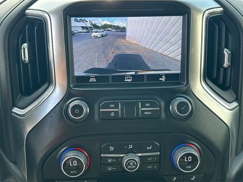 Used 2022 Chevrolet Silverado 3500 LT image 18