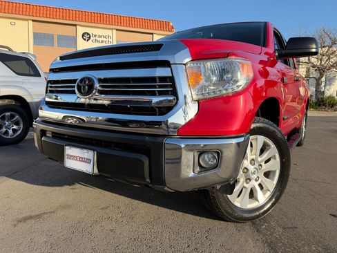 Used 2017 Toyota Tundra SR5 image 6
