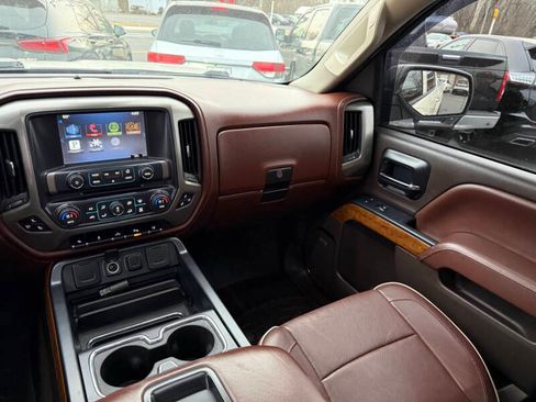 Used 2014 Chevrolet Silverado 1500 High Country image 13