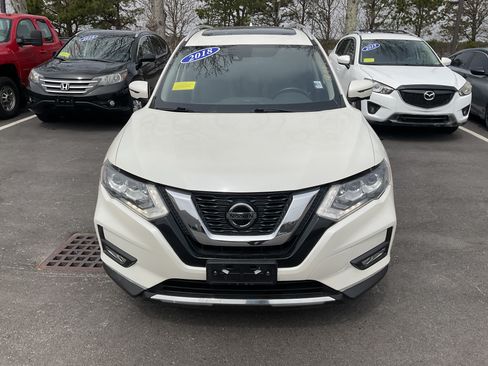 Used 2018 Nissan Rogue AWD SL w/ SL Premium Package image 2