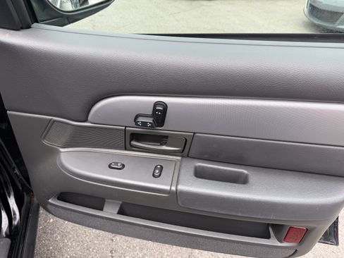 Used 2003 Mercury Marauder UNAVAIL RWD image 17