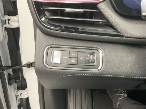 New 2026 Buick Enclave Preferred image 10