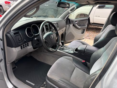 Used 2008 Toyota 4Runner Sport image 19