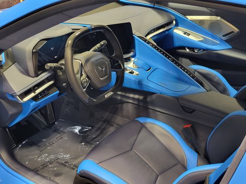 Used 2023 Chevrolet Corvette Z06 w/ Engine Appearance Package image 18