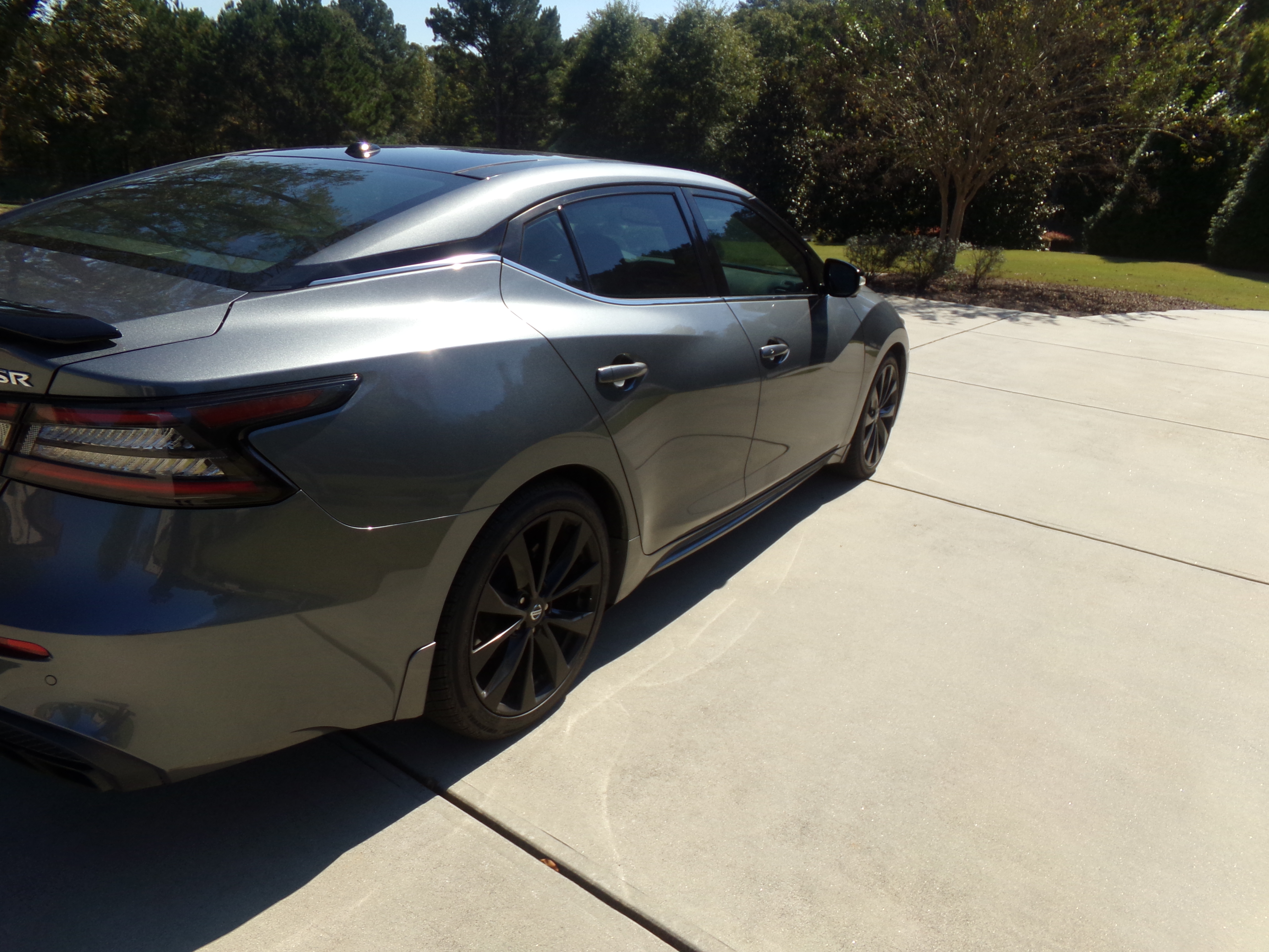 Used 2019 Nissan Maxima SR FWD image 5